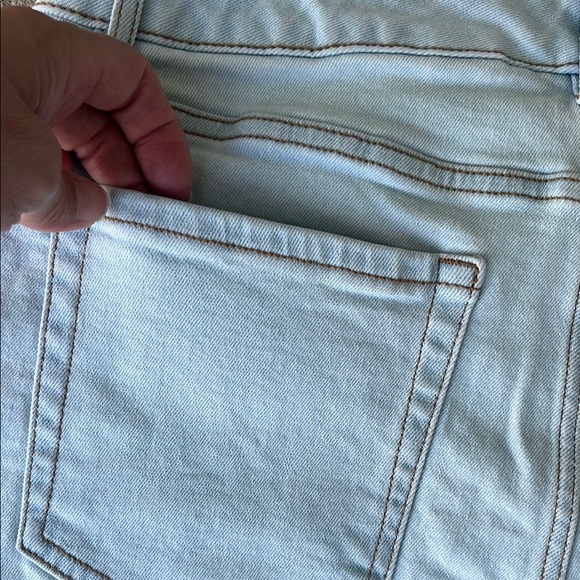 Joe Fresh light wash Blue Jean Shorts Mid-Thigh - Picture 14 of 16